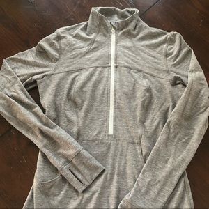 Lulu lemon grey 1/2 zip jacket